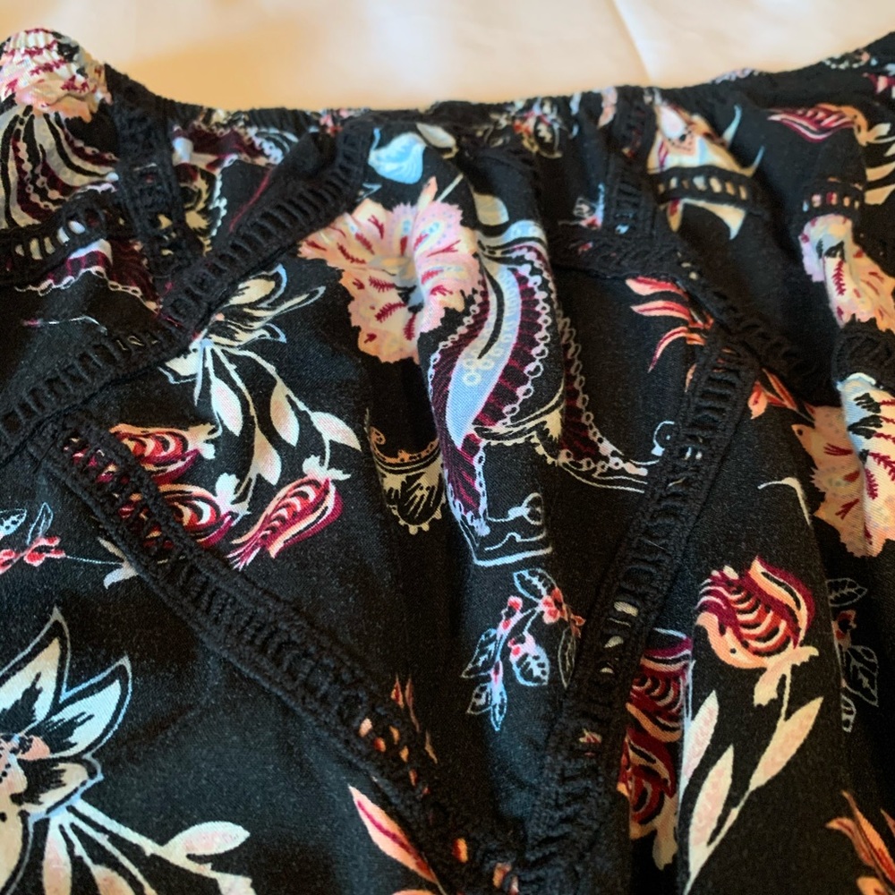 off shoulder romper - Picture 3 of 3